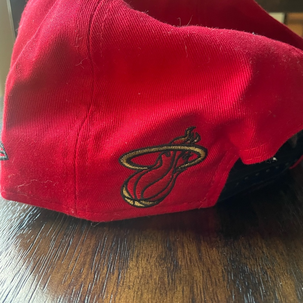 Miami Heat SnapBack - Picture 2 of 2